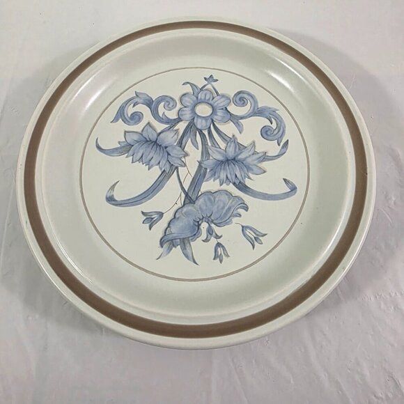 Royal Doulton Inspiration Lambethware 8.5” Salad Luncheon Plates – Set of 4 - Picture 13 of 15